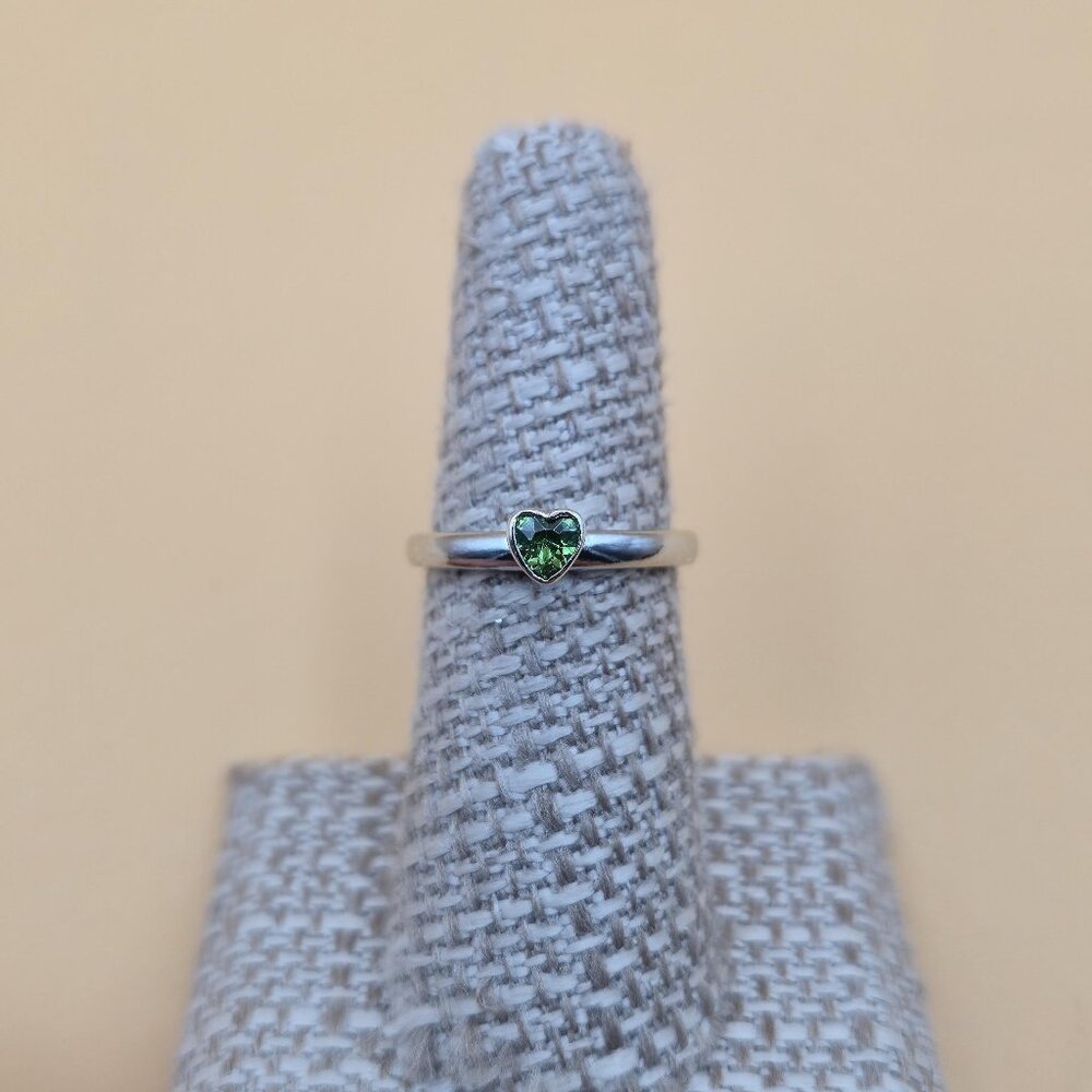 Size 6 Sterling Silver High Set Green Cubic Zirconia Heart Ring A4543